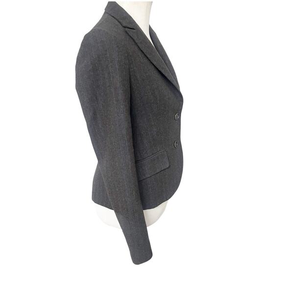 Theory Women’s Wool Pinstripe Two Button Blazer Size 6 Gray Preppy Office City - Picture 2 of 13